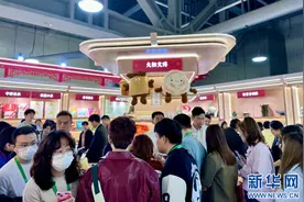 毛绒玩具成消费新宠图片