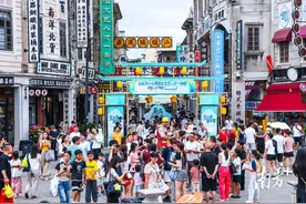 濠江玉新：小小社区雕出“上新好玉”图片