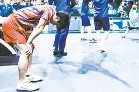 乒乓球男团半决赛后张本智和痛哭，日本网友安慰：希望加油夺取铜牌图片