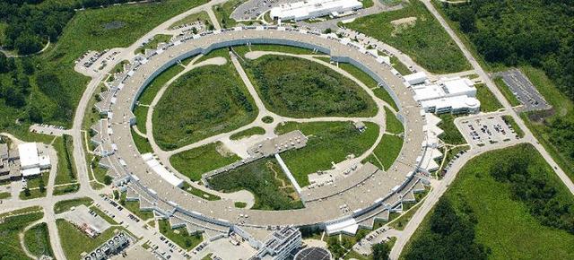 美国宣战，AI曼哈顿计划打响第一枪	，“AI科学家”成最新核武器