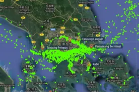 罕见！高峰期超48万个集装箱等待，这一重要港口“大堵船”！全球航运价格集体飙升，都是这片海域“惹的祸”？图片