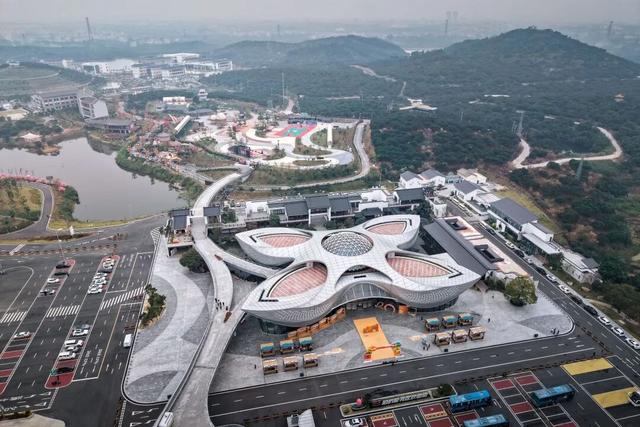 注意绕行！本周六根子镇部分道路临时管制，徒步接驳公交免费坐