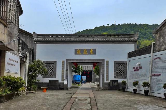 当千年驿道遇上Z世代 平阳坡南街的“逆生长”密码