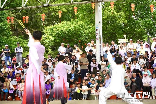 卡皮巴拉将“空降”长沙石燕湖，国庆主题活动解锁出游新体验