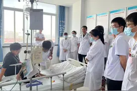事发家门口池塘，两岁女童不幸溺水……图片