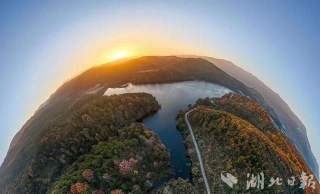 蕲春塔林的秋天，让人不愿离开