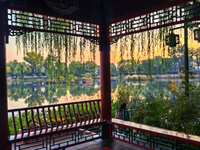 半城古典，半城浪漫！一叶知秋，一框载古今