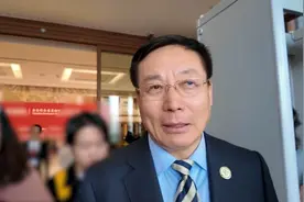 2025中国发展高层论坛 | 毕井泉：外资独资医院在中国发展要考虑解决医保问题图片
