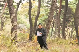 王仁卿：踏遍万顷林草地 绘制植被“藏宝图”图片
