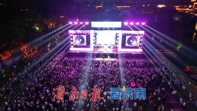 音乐+啤酒+古城！台儿庄古城台风音乐季解锁夏日新玩法