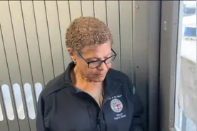 砍掉上亿元消防预算，洛杉矶市长遭遇灵魂拷问哑口无言图片