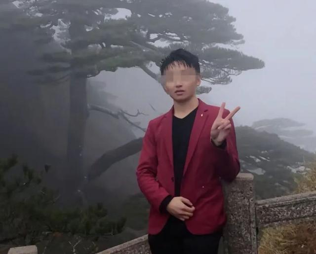 30岁男子河南辉县深山失联37天，车停在农家乐门口，人不知所踪！父亲：他从小喜欢探险，看到危险的地方还想拍照留念，朋友都劝不住