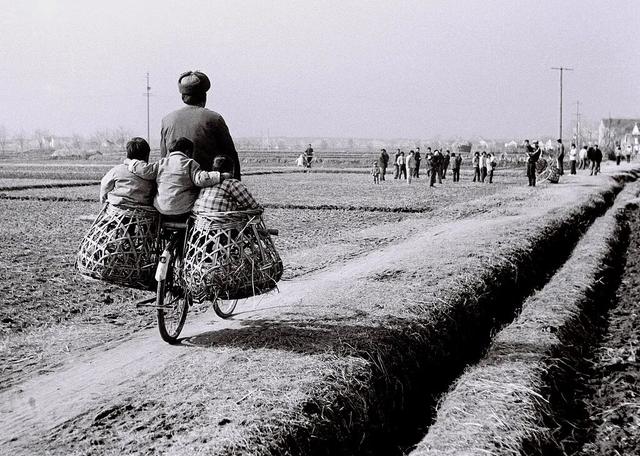 中国最魔幻的城市，“打包”全球