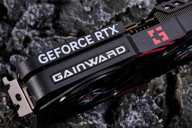 耕升GeForce RTX 5060暴风OC 8G显卡评测：中端市场的强力竞争者
