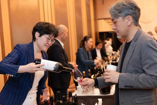 乌尉高速公路通车在即！焉耆邀你玩转“三点一线”美景 吃遍特色美食