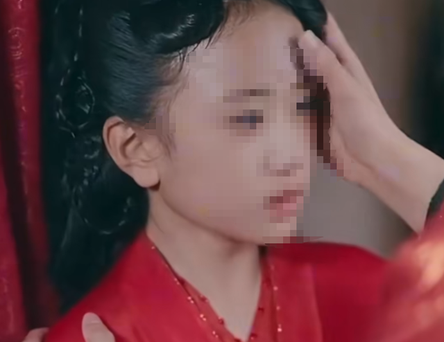 全网震怒！短剧选11岁女童与成年男演员演夫妻，涉及7岁嫁人、15岁生子等情节……已紧急下架