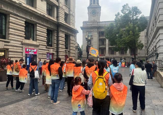 武汉图书馆江城书房户外开讲，一起City Walk，领略武汉百年风华