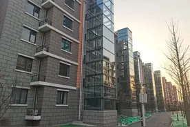 一键直达！海淀这处公租房的电梯装好了图片
