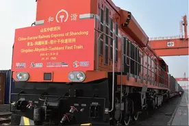 青岛高标准推进国家综合货运枢纽补链强链，去年全市枢纽经济总产值近5000亿元图片