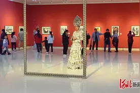 石家庄系列展览“绽放”最美四月天图片