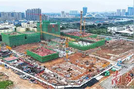 “保姆式”服务助力决胜“全年红”图片