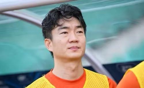 前国脚戴琳已将剩余欠款归还已故球迷家属，还多给了5000，知情人：家属想退回多的