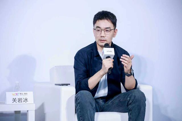 对话 vivo OS 产品副总裁：AI 不会产生新的需求，通往远方是马车还是蒸汽机是产品形式问题