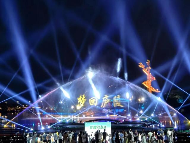 跨年整活！19.9畅玩5小时！大型迎春灯会+跨年表演+冷焰火+打铁花+火壶+灯光秀+国风演艺...