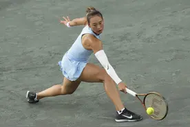 郑钦文复仇萨卡里，晋级16强图片