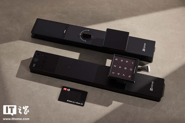 萤石启明Y5000FVX Ultra体验：当智能锁拥有三块屏幕和AI大脑