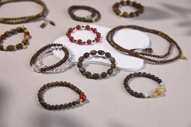 真不懂	，为啥现在的明星和有钱人都偏爱这个“烂木头	”？