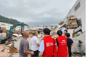 广州钟落潭镇龙卷风遇难人员首笔保险赔付完成图片