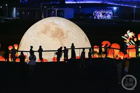 礼嘉中秋灯会 看满天星河搬至人间图片
