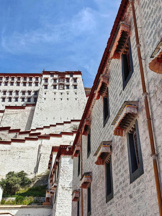 西藏游记九：布达拉宫与大昭寺的千年对话