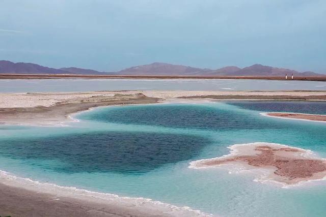高市早苗道歉，此前受到控告；香港火灾遇难人数增至160人 | 三工晨报