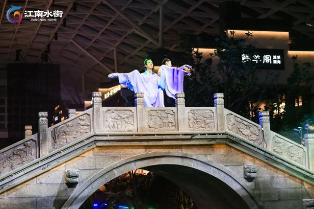 从“一次性打卡”到“反复回访”：江南水街的长尾吸引力在哪里？