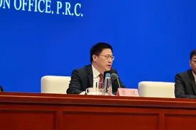 财政部：考虑调整净资产收益率的长周期考核权重不低于60%图片