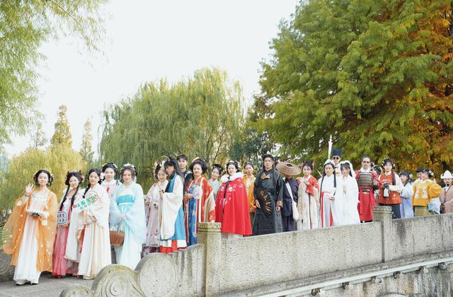 “璀璨星光 大美非遗” 2025年度养生市集专场温暖登场