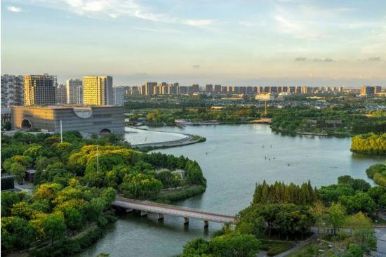 都市天际线下的葡萄藤 是上海马陆镇的混搭美学