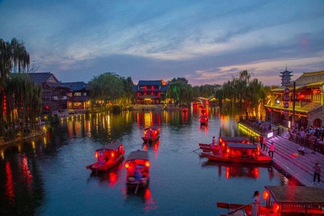 纪念抗战胜利80周年，9月1日至7日，台儿庄古城携手六大景区门票免费！