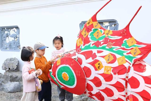 古猗园化身民俗乐园，解锁元宵雅趣新体验