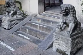 千佛山兴国禅寺门联作于何人何时？图片