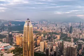 中国平安上半年营运利润逾784亿元，总资产破12万亿图片