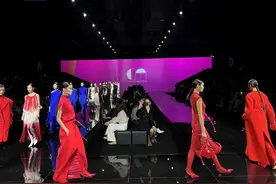 2025春夏上海时装周开幕图片