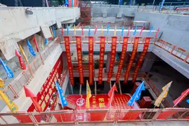 广佛西环城际铁路盾构区间隧道贯通图片