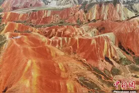 中央媒体看甘肃｜甘肃张掖七彩丹霞处处绽“繁花”图片