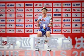 石宇奇男单夺冠，世界羽联年终总决赛国羽收获三金图片