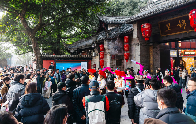 圣洁甘孜·一生有约 | 甘孜非遗“快闪”成都，十大冬游线路同步上新