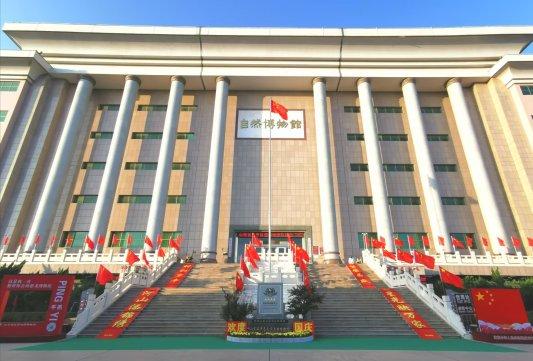 霸王龙寻亲  蒙童胜境联动 快！带孩子来平邑天宇自然博物馆“抓”恐龙