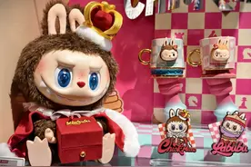 LABUBU爆红：“怪异可爱”的审美表达与盲盒的情感代偿图片